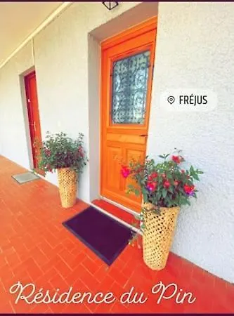 A דירה Fréjus
