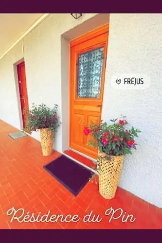 A شقة Fréjus
